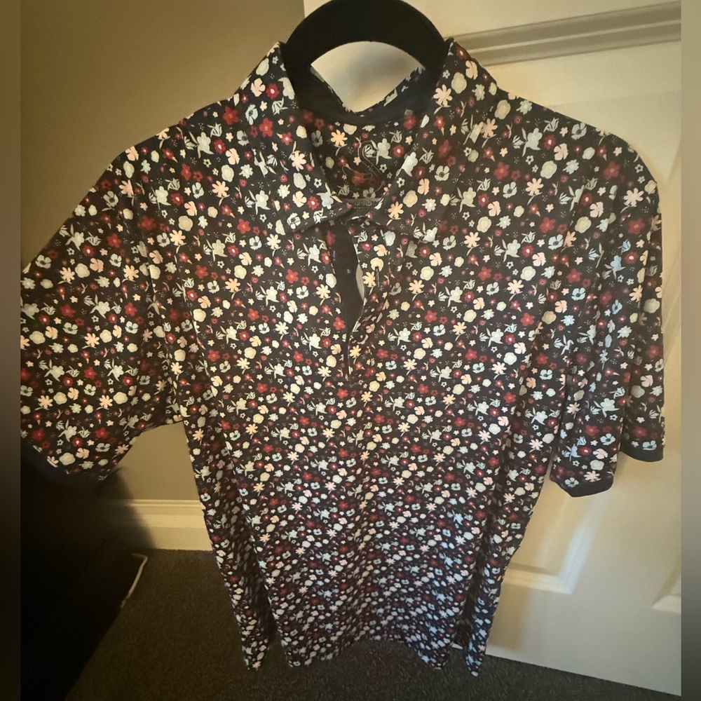 Swannies men’s golf Polo Shirt. Size medium. Worn once